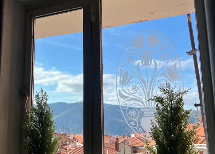 Kyparissos , * Arachova